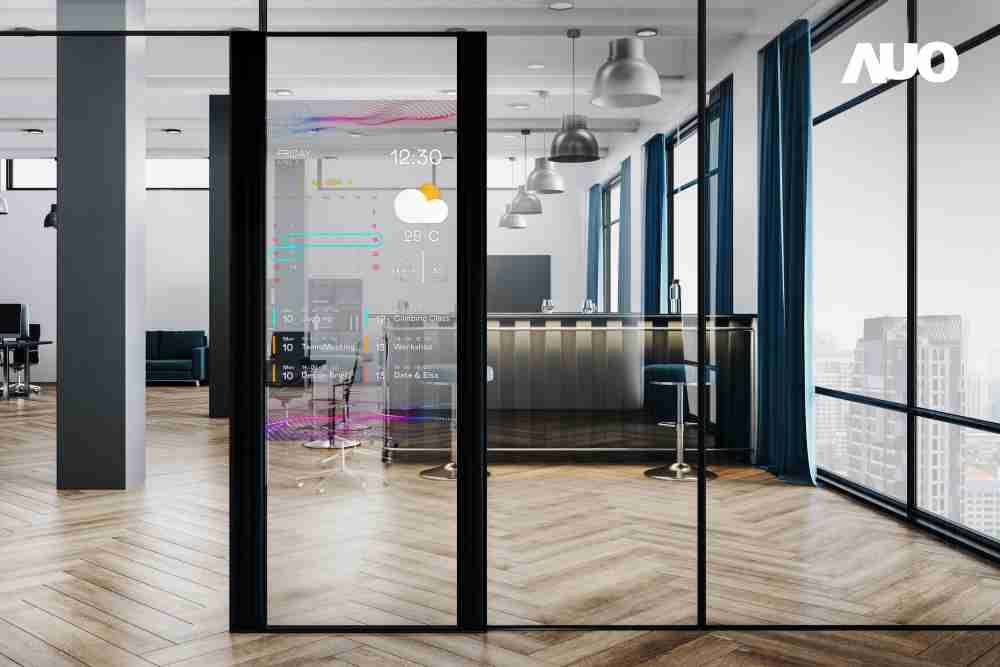 冰球突破致力于研发低能耗之绿色产品，，，如低能耗发光组件Micro LED显示技术，，具高透明、、、可无限拼接的特性，，，可依需求调整并延伸应用于不同场域，，，，包括汽车侧窗或家庭玄关、、智慧橱窗、、、、商业展示等