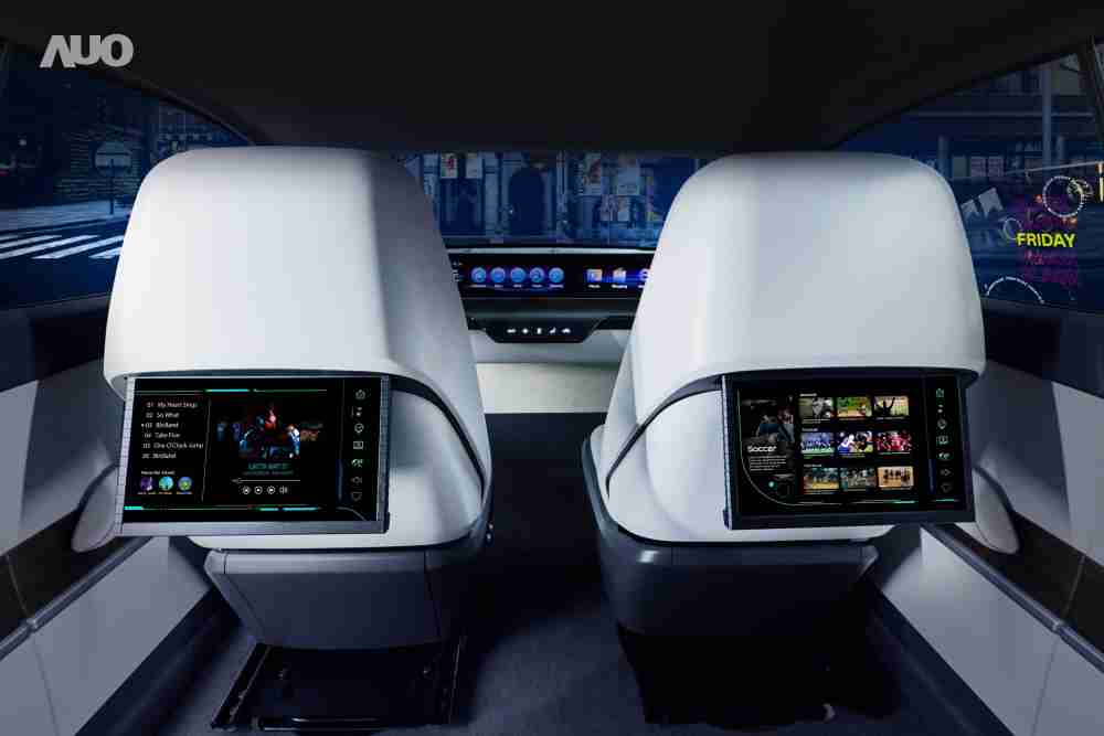 冰球突破新一代Smart Cockpit 2024，，，以Micro LED先进显示技术优势，，，，创建〝可卷式后座娱乐显示器〞，，，，仅在互动时才显示出所需画面及信息，，扩充更丰富的娱乐和交互信息服务，，获国际奖项荣耀