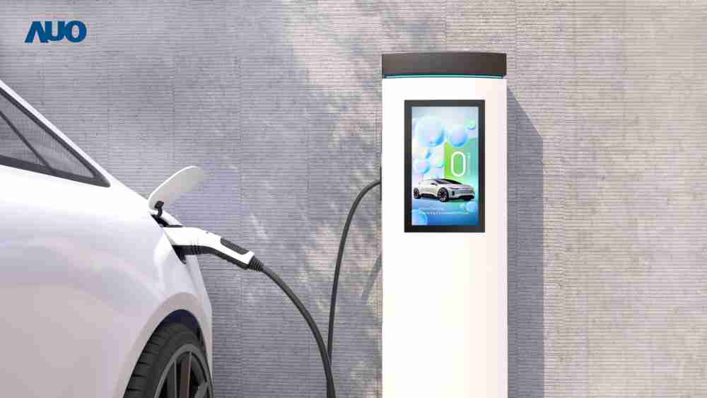 友達〝EVSE車用充電樁解決方案〞專為電動汽車充電樁設計，，，具有高亮度、、克服戶外艱難環境的耐溫、、、、耐紫外線等特性，，並搭載散熱性及擴充性強的高效能工業電腦，，，，可實現人機互動訴求，，如資訊顯示、、、、支付等應用